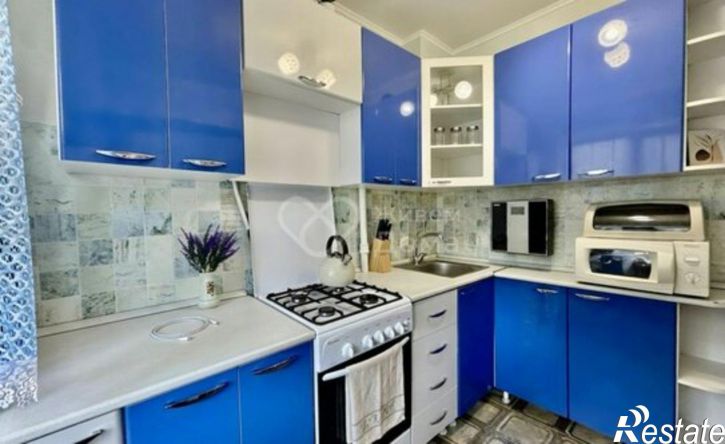 2-комн квартира улица Дзержинского, 49,  д. 49