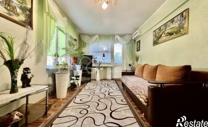 2-комн квартира улица Дзержинского, 49,  д. 49