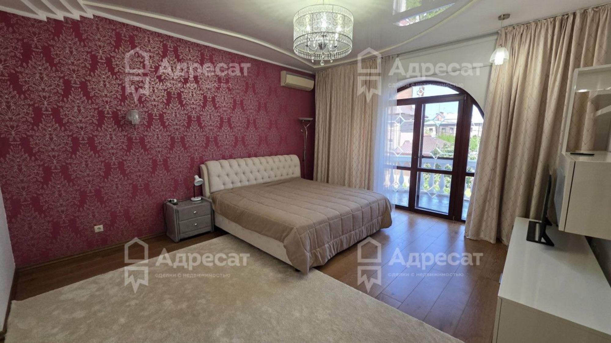 Купить дачу, дом, коттедж за 76 000 000 рублей на ул. Теплова