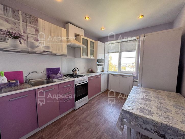 4-комн квартира ул. Алексеевская,  д.31