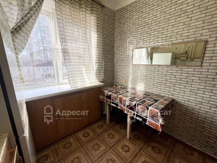 2-комн квартира Улица им. Батова,  д.8