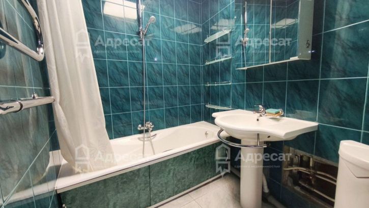 3-комн квартира ул. 64-й Армии,  д.69