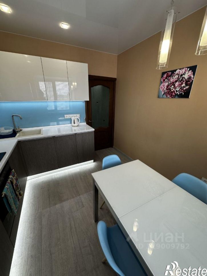 2-комн квартира Куринская улица, 19,  д. 19