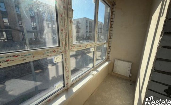 2-комн квартира улица Землячки, 84/4