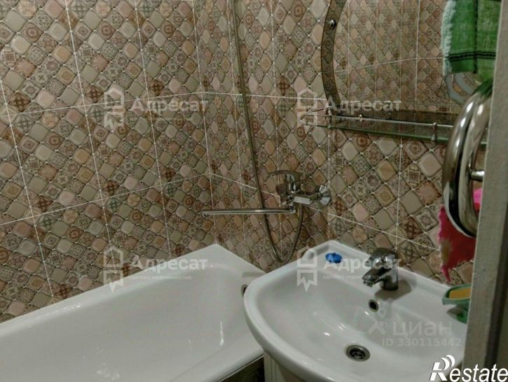 2-комн квартира ул им. Репина, 13,  д. 13
