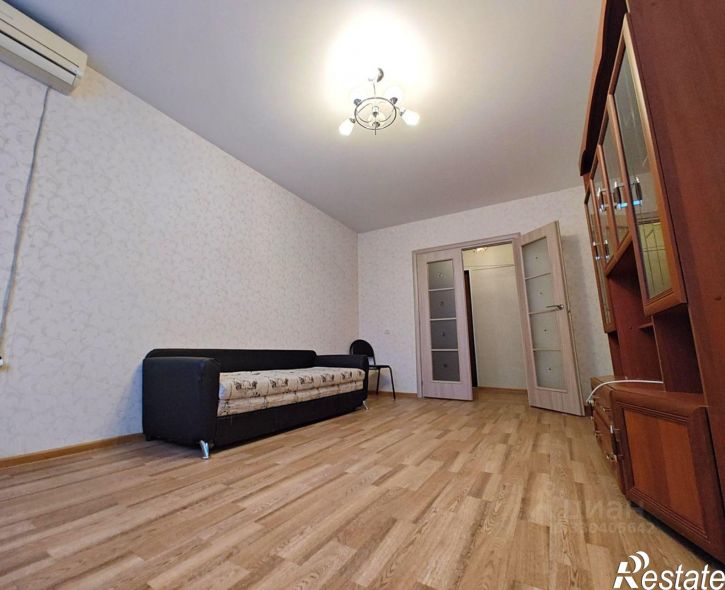 2-комн квартира улица 51-й Гвардейской, 44,  д. 44
