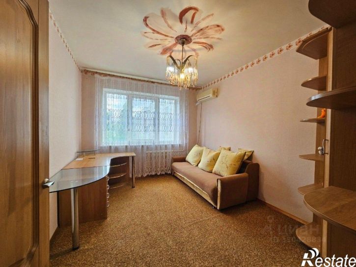 4-комн квартира ул 8-й Воздушной Армии, 19,  д. 19