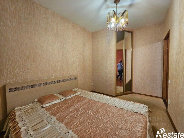 4-комн квартира ул 8-й Воздушной Армии, 19,  д. 19