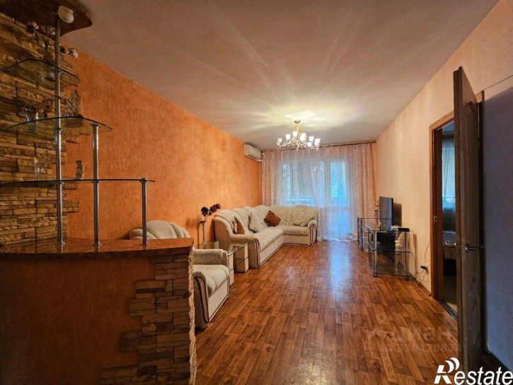 4-комн квартира ул 8-й Воздушной Армии, 19,  д. 19