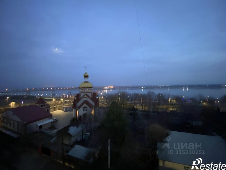 2-комн квартира улица 7-й Гвардейской Дивизии, 7,  д. 7