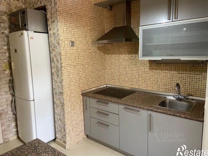 4-комн квартира Армавирская улица, 13,  д. 13