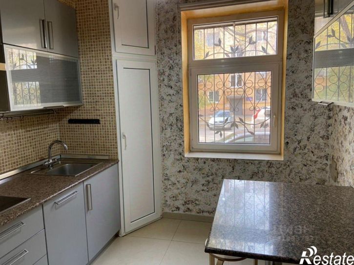 4-комн квартира Армавирская улица, 13,  д. 13