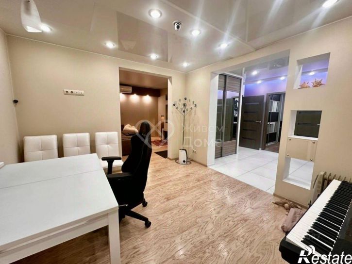 4-комн квартира ул Рабоче-Крестьянская, 50,  д. 50