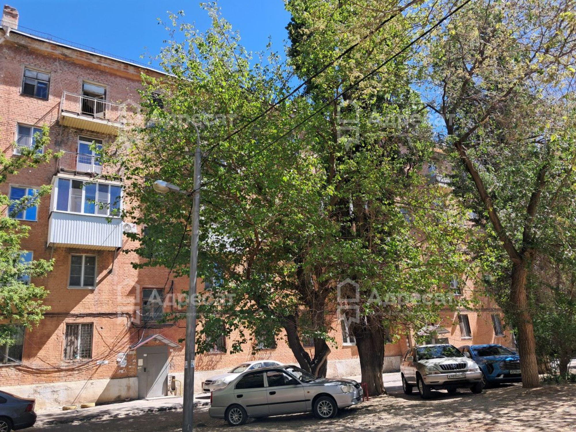 Купить комнату за 750 000 рублей на ул. Бахтурова,  д.31