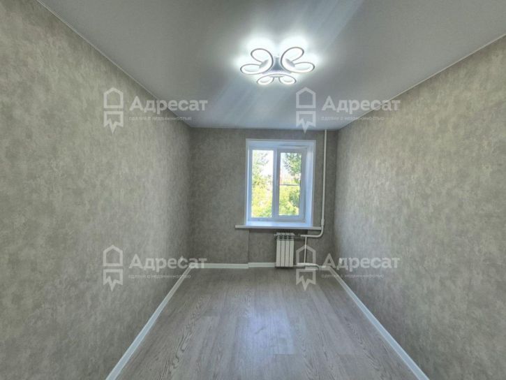 2-комн квартира ул. 64-й Армии,  д.73