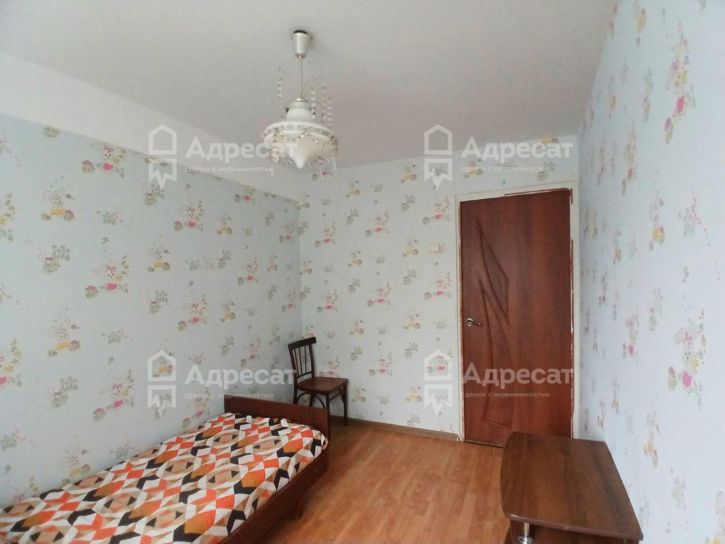 4-комн квартира ул. Королева,  д.3