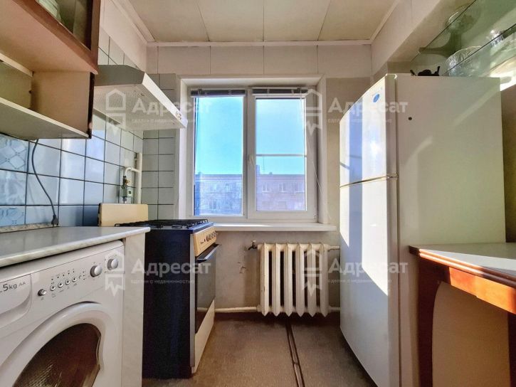 4-комн квартира ул. Савкина,  д.4