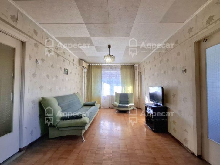 4-комн квартира ул. Савкина,  д.4