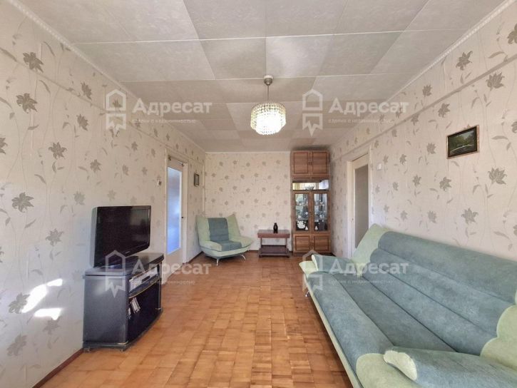 4-комн квартира ул. Савкина,  д.4