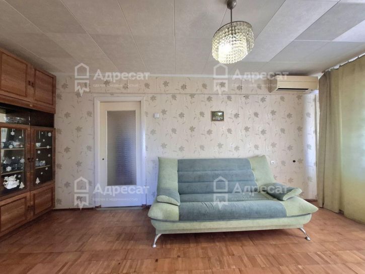 4-комн квартира ул. Савкина,  д.4