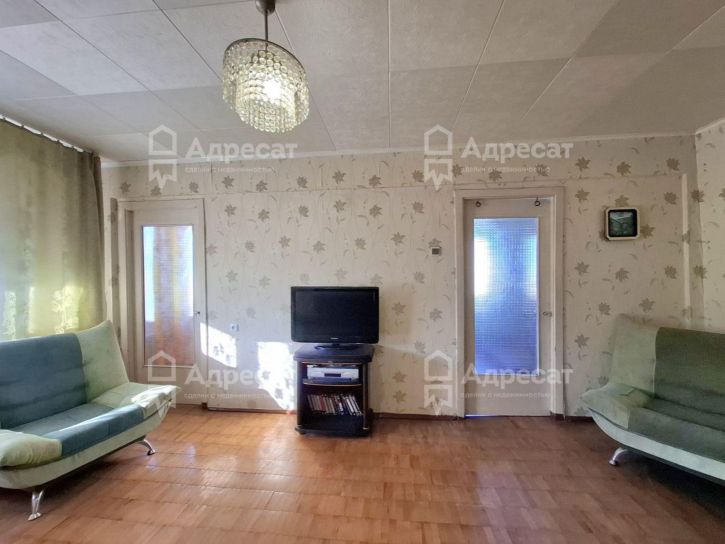 4-комн квартира ул. Савкина,  д.4