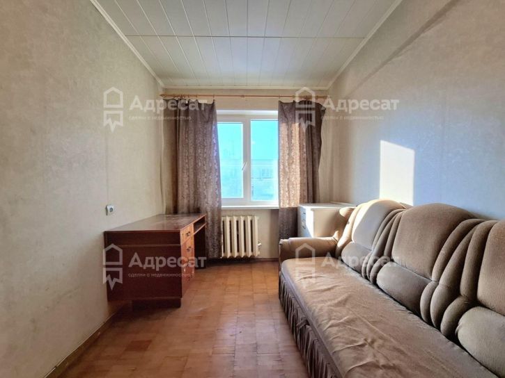 4-комн квартира ул. Савкина,  д.4