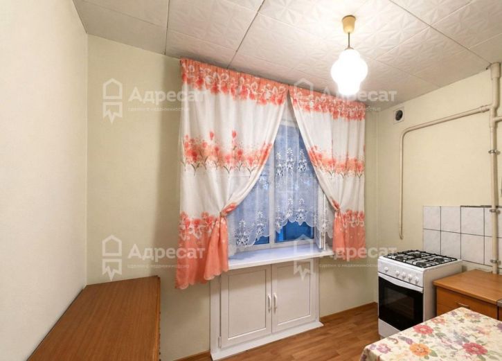 2-комн квартира ул. Землячки,  д.28