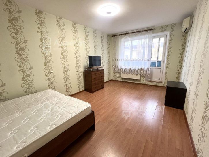 1-комн квартира ул. им. Академика Богомольца,  д.10