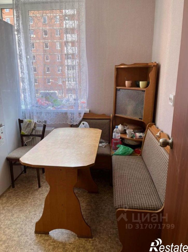 3-комн квартира ул 70-летия Победы, 18,  д. 18