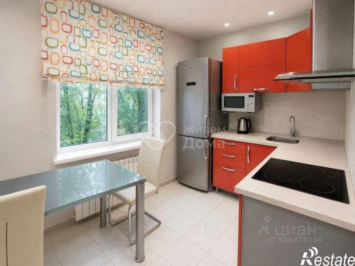 3-комн квартира ул Космонавтов, 43,  д. 43