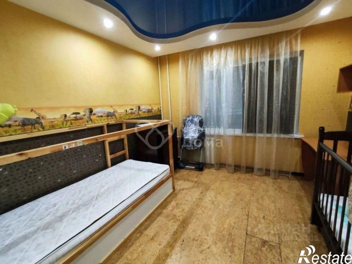 3-комн квартира ул Космонавтов, 43,  д. 43