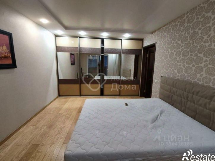 3-комн квартира ул Космонавтов, 43,  д. 43