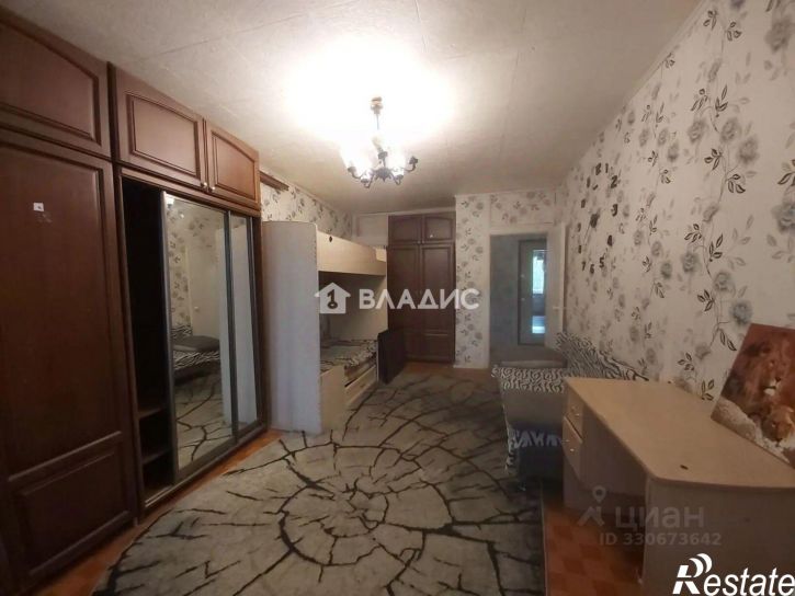 1-комн квартира ул 8-й Воздушной Армии, 32,  д. 32
