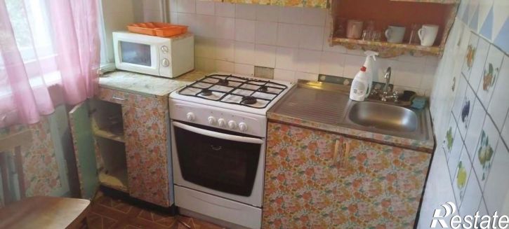 2-комн квартира улица 50 лет Октября, 25,  д. 25