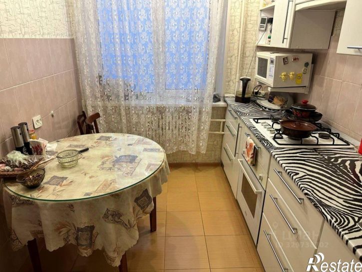 3-комн квартира улица Землячки, 26,  д. 26