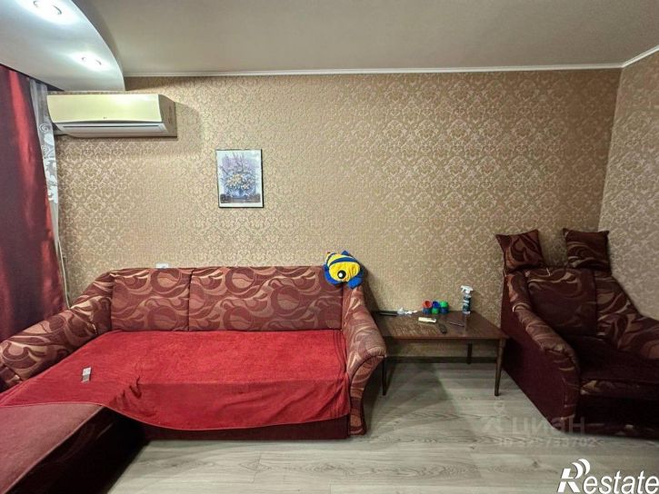 3-комн квартира улица Землячки, 26,  д. 26