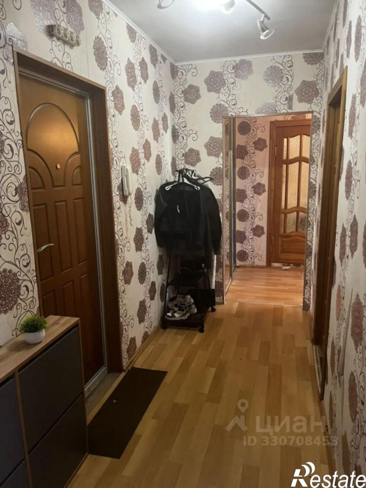2-комн квартира улица Космонавтов, 33,  д. 33