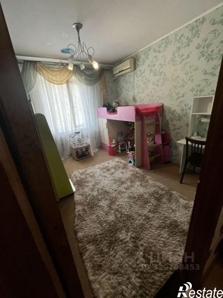 2-комн квартира улица Космонавтов, 33,  д. 33