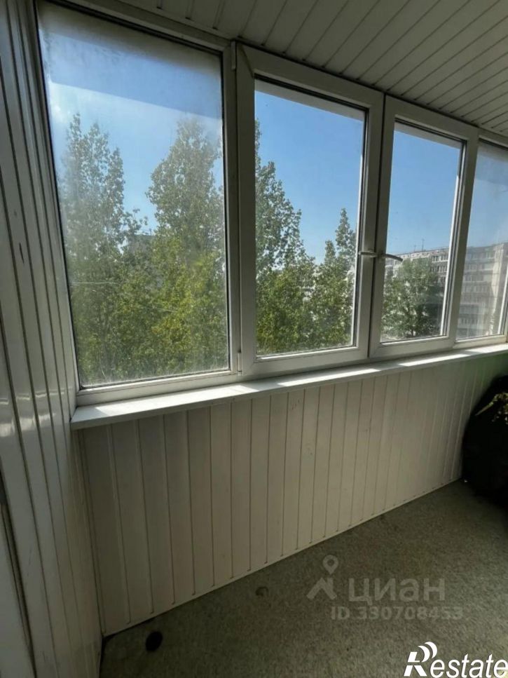 2-комн квартира улица Космонавтов, 33,  д. 33