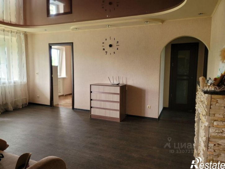3-комн квартира Зерноградская улица, 10,  д. 10
