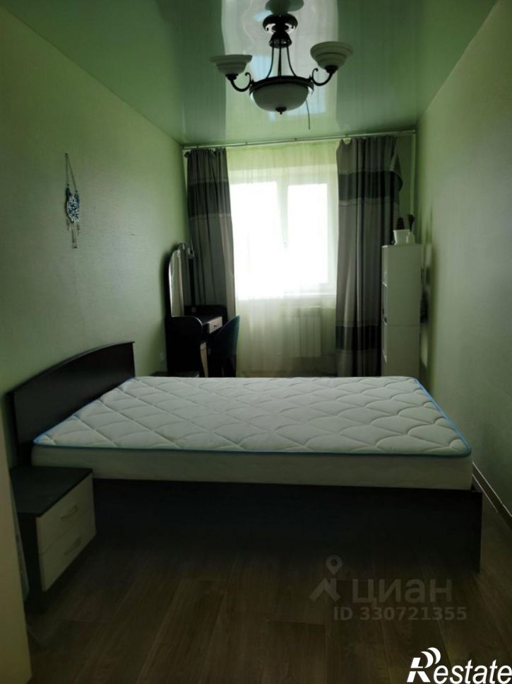 3-комн квартира Зерноградская улица, 10,  д. 10