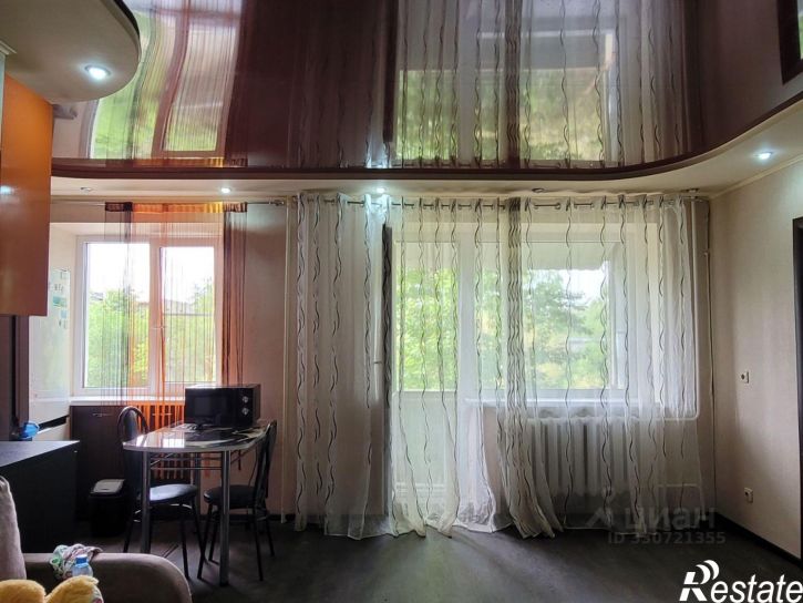 3-комн квартира Зерноградская улица, 10,  д. 10