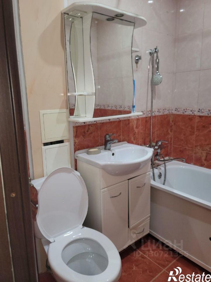 3-комн квартира Зерноградская улица, 10,  д. 10