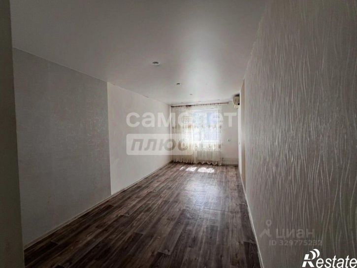 3-комн квартира ул Шекснинская, 32,  д. 32