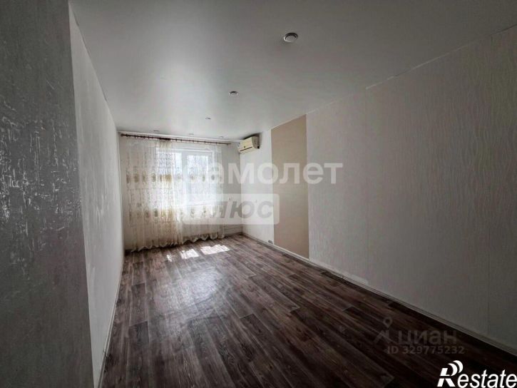 3-комн квартира ул Шекснинская, 32,  д. 32