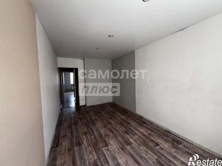 3-комн квартира ул Шекснинская, 32,  д. 32