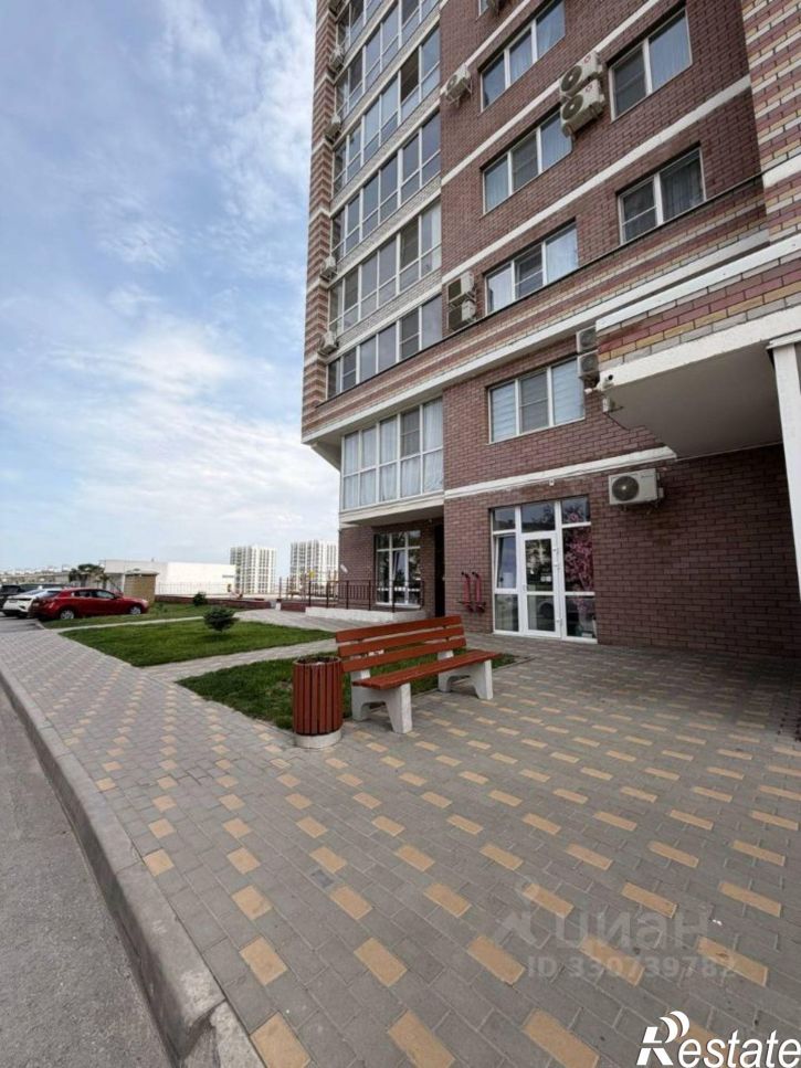 2-комн квартира улица Лавочкина, 3 к1,  д. 3 к1