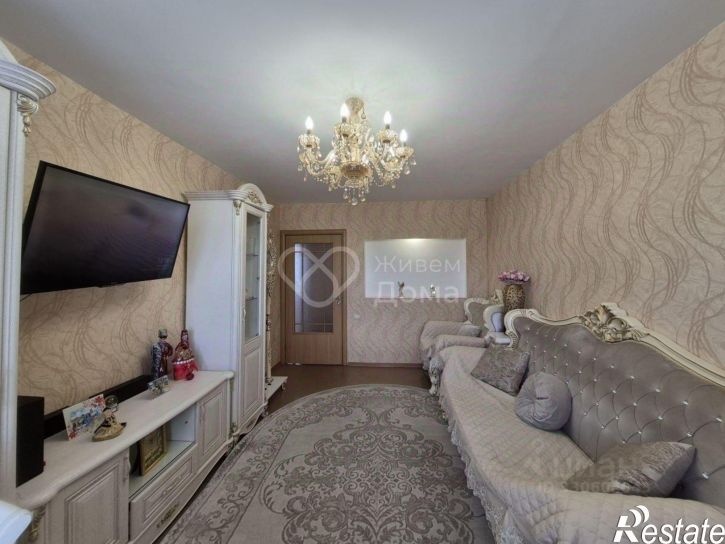 4-комн квартира Университетский пр-кт, 49,  д. 49