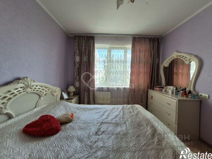 4-комн квартира Университетский пр-кт, 49,  д. 49