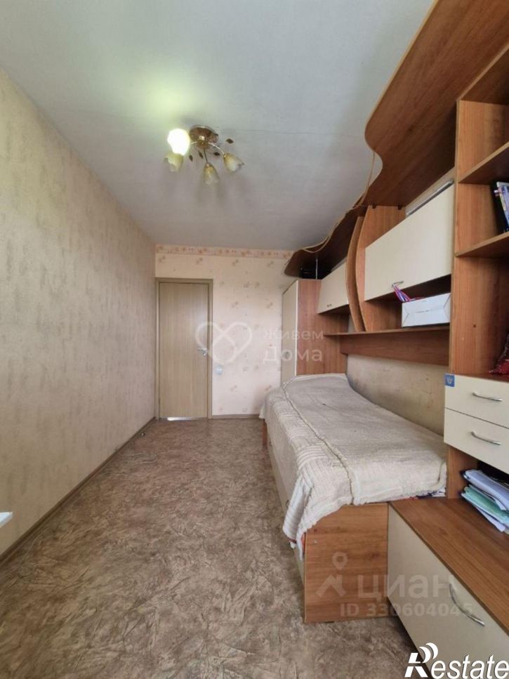 4-комн квартира Университетский пр-кт, 49,  д. 49
